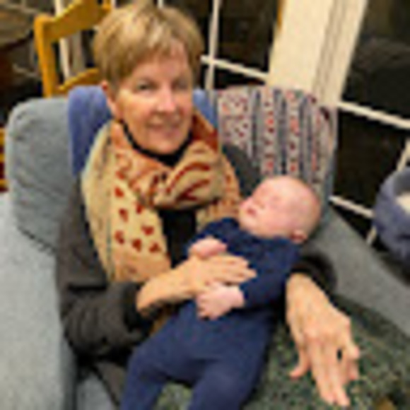 Meet your Posher, Diana - Picture 1 of 1